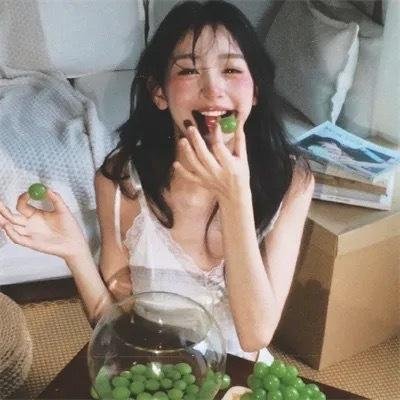 芳邻疑案